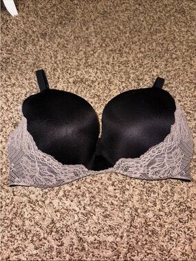 Victorias secret 36DD black white lace push up bra